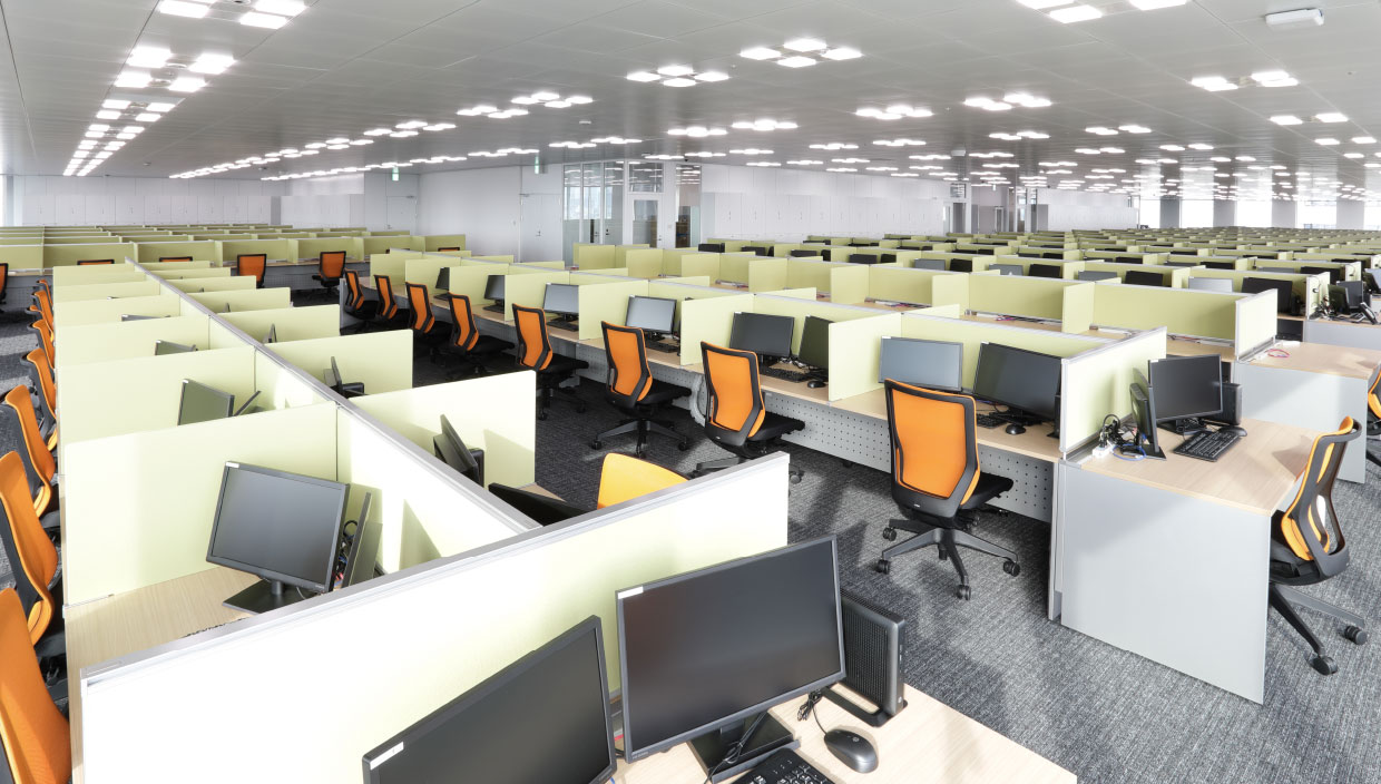 オプテージ本社ビル